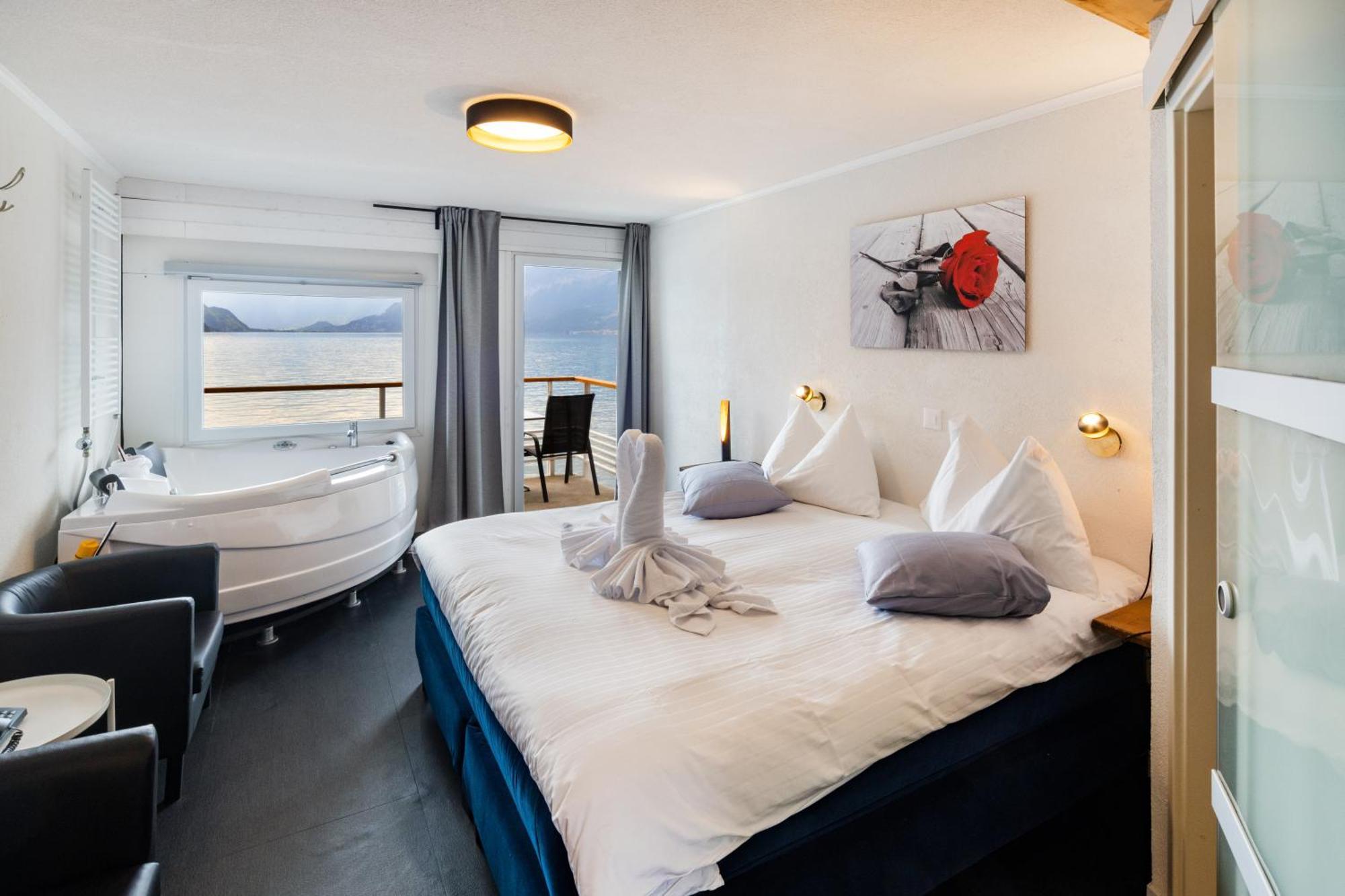 Strandhotel Seeblick Faulensee Exterior foto