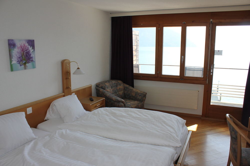 Strandhotel Seeblick Faulensee Exterior foto
