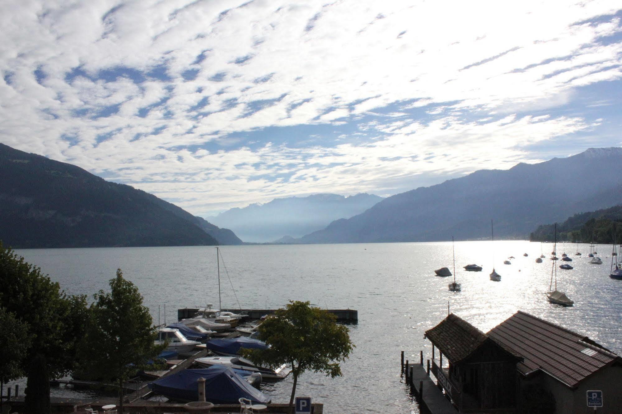 Strandhotel Seeblick Faulensee Exterior foto